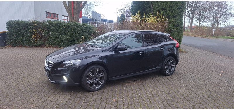 Volvo V40 Cross Country You! - Hatchback: slika Volvo V40 Cross Country You! - Hatchback Volvo V40 Cross Country You! - Hatchback: slika Volvo V40 Cross Country You! - Hatchback