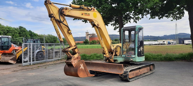 Yanmar Vio 70 - Mini bager: slika Yanmar Vio 70 - Mini bager Yanmar Vio 70 - Mini bager: slika Yanmar Vio 70 - Mini bager