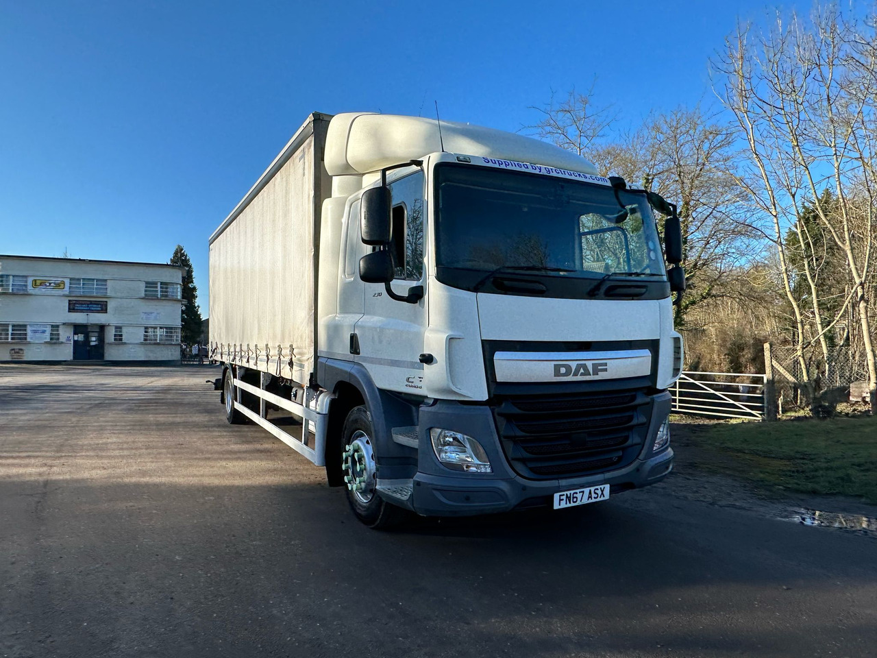 2017 DAF CF 230 Curtainsider Truck - Kamion s ceradom: slika 2017 DAF CF 230 Curtainsider Truck - Kamion s ceradom 2017 DAF CF 230 Curtainsider Truck - Kamion s ceradom: slika 2017 DAF CF 230 Curtainsider Truck - Kamion s ceradom