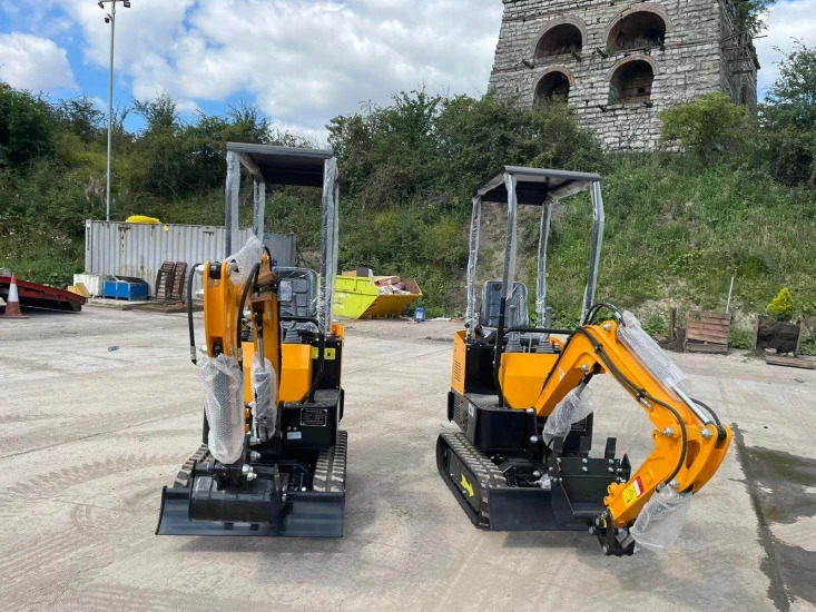 Mini Digger 1 Ton - Mini bager: slika Mini Digger 1 Ton - Mini bager Mini Digger 1 Ton - Mini bager: slika Mini Digger 1 Ton - Mini bager