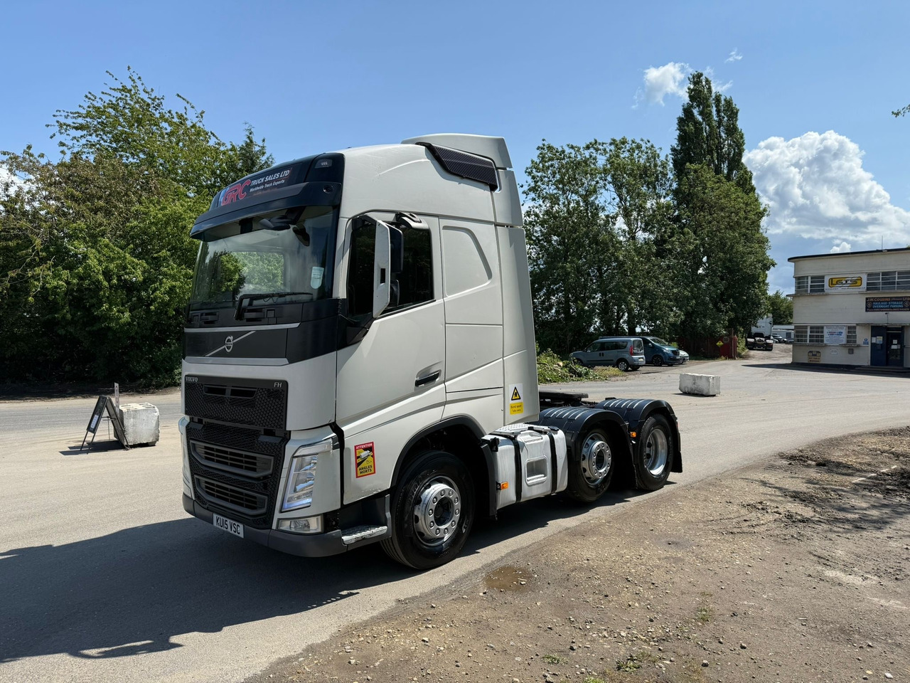 2015 Volvo FH 500 Tractor Unit - Tegljač: slika 2015 Volvo FH 500 Tractor Unit - Tegljač 2015 Volvo FH 500 Tractor Unit - Tegljač: slika 2015 Volvo FH 500 Tractor Unit - Tegljač