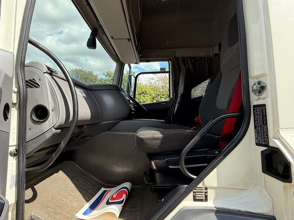 Tegljač 2016 DAF CF 460 Tractor Unit: slika Tegljač 2016 DAF CF 460 Tractor Unit