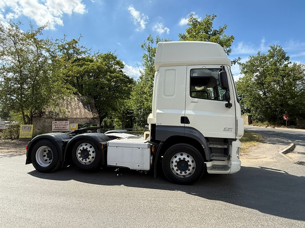 Tegljač 2016 DAF CF 460 Tractor Unit: slika Tegljač 2016 DAF CF 460 Tractor Unit
