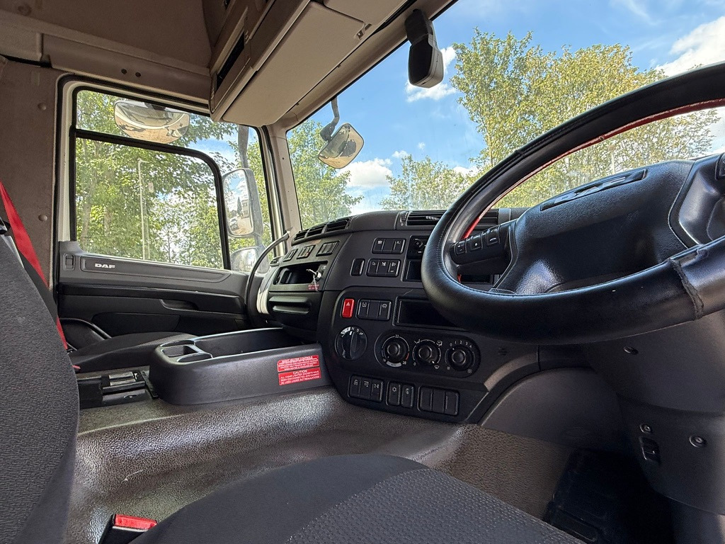 Tegljač 2016 DAF CF 460 Tractor Unit: slika Tegljač 2016 DAF CF 460 Tractor Unit