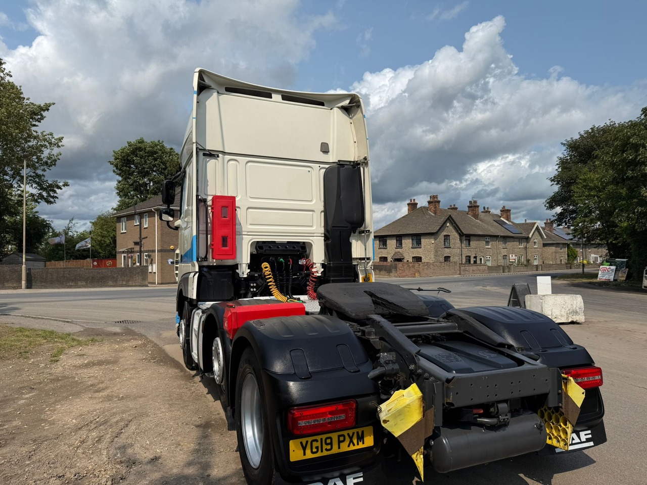 Tegljač 2019 DAF XF 480 Tractor Unit: slika Tegljač 2019 DAF XF 480 Tractor Unit Tegljač 2019 DAF XF 480 Tractor Unit: slika Tegljač 2019 DAF XF 480 Tractor Unit