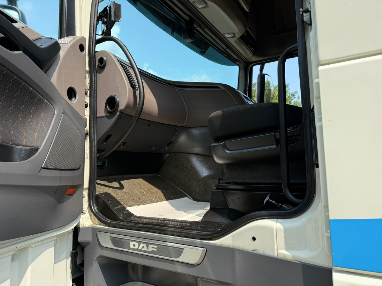 Tegljač 2019 DAF XF 480 Tractor Unit: slika Tegljač 2019 DAF XF 480 Tractor Unit Tegljač 2019 DAF XF 480 Tractor Unit: slika Tegljač 2019 DAF XF 480 Tractor Unit