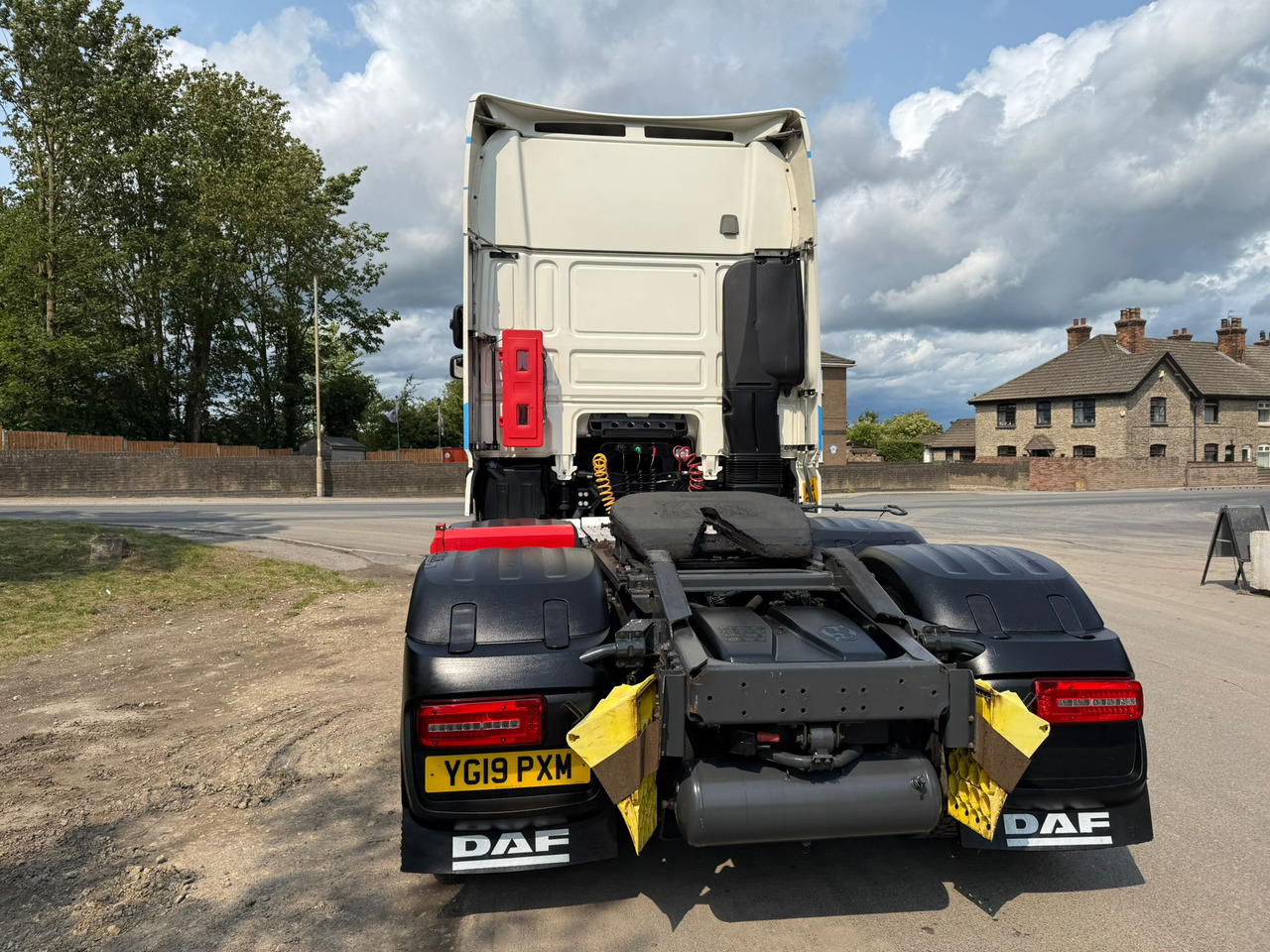 Tegljač 2019 DAF XF 480 Tractor Unit: slika Tegljač 2019 DAF XF 480 Tractor Unit Tegljač 2019 DAF XF 480 Tractor Unit: slika Tegljač 2019 DAF XF 480 Tractor Unit