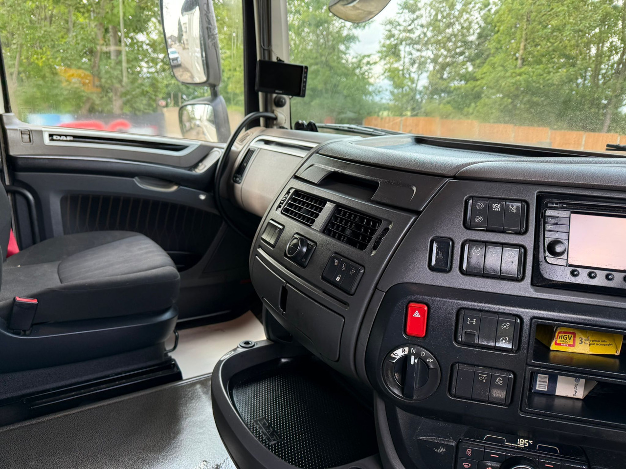 Tegljač 2019 DAF XF 480 Tractor Unit: slika Tegljač 2019 DAF XF 480 Tractor Unit Tegljač 2019 DAF XF 480 Tractor Unit: slika Tegljač 2019 DAF XF 480 Tractor Unit