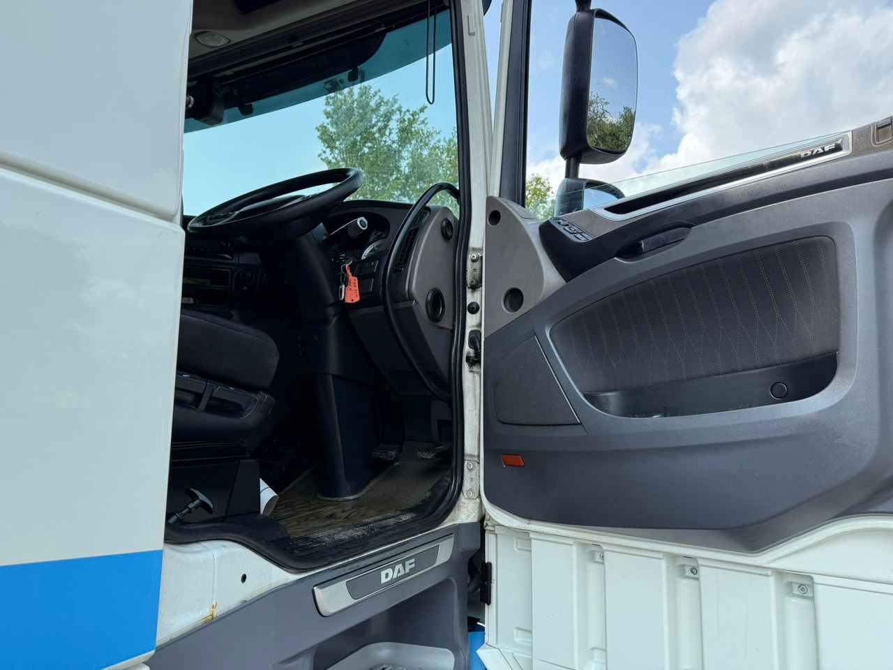 Tegljač 2019 DAF XF 480 Tractor Unit: slika Tegljač 2019 DAF XF 480 Tractor Unit Tegljač 2019 DAF XF 480 Tractor Unit: slika Tegljač 2019 DAF XF 480 Tractor Unit