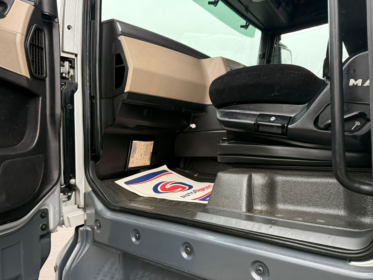 Tegljač 2019 MAN TGX 460 Tractor Unit: slika Tegljač 2019 MAN TGX 460 Tractor Unit