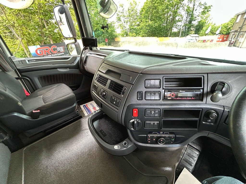 Tegljač 2020 DAF XF 480 Tractor Unit: slika Tegljač 2020 DAF XF 480 Tractor Unit