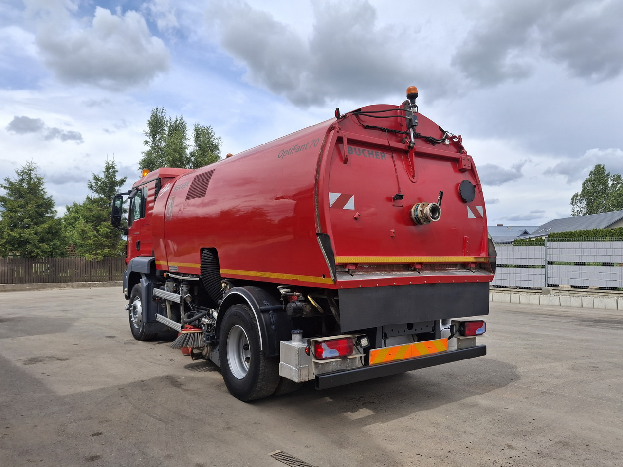 MAN TGS 18.320 Zamiatarka Kehrmaschine BUCHER 2 Motoren Karcher Szczotki L/R - Cestovna čistilica: slika MAN TGS 18.320 Zamiatarka Kehrmaschine BUCHER 2 Motoren Karcher Szczotki L/R - Cestovna čistilica MAN TGS 18.320 Zamiatarka Kehrmaschine BUCHER 2 Motoren Karcher Szczotki L/R - Cestovna čistilica: slika MAN TGS 18.320 Zamiatarka Kehrmaschine BUCHER 2 Motoren Karcher Szczotki L/R - Cestovna čistilica