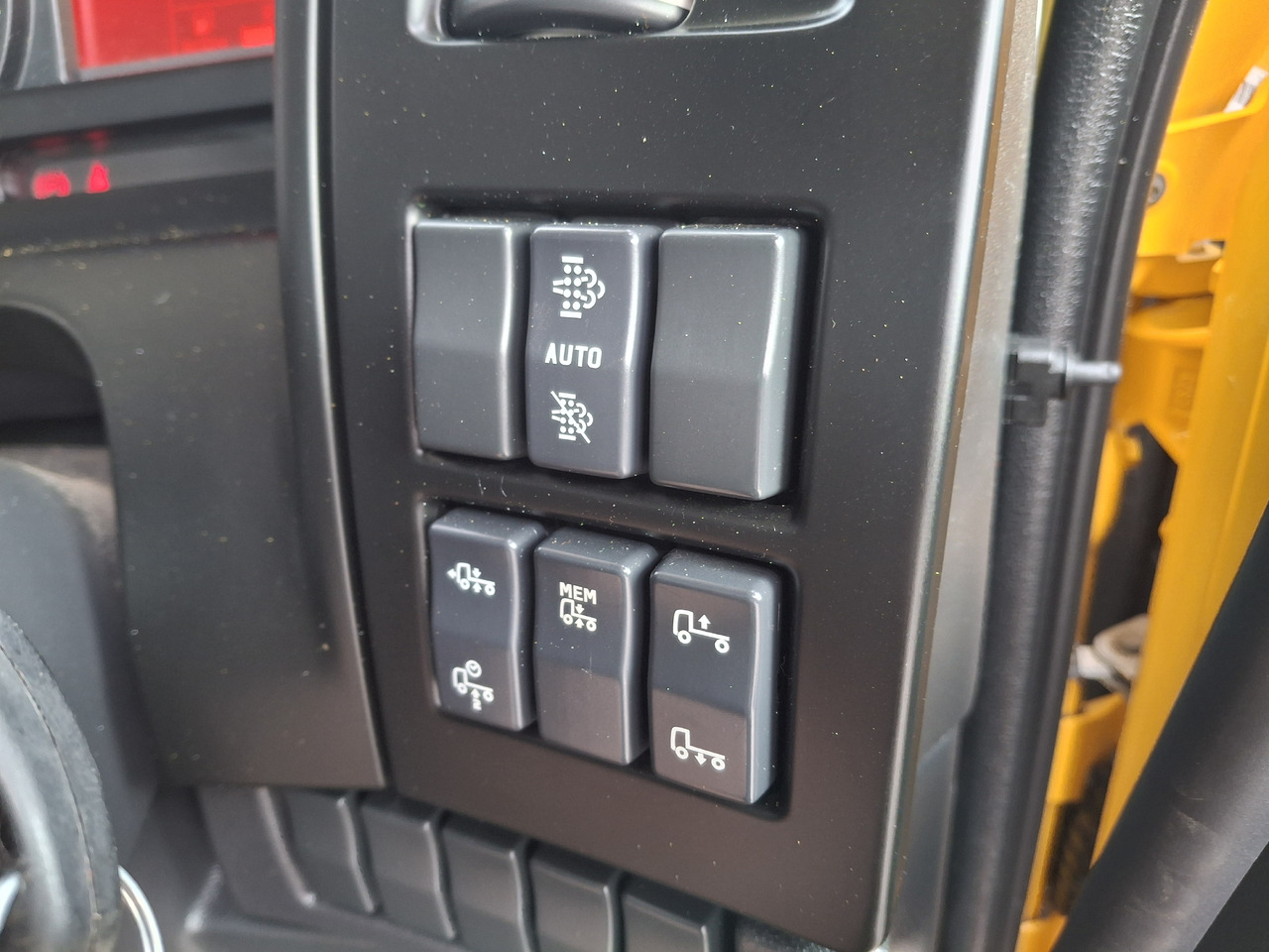 Cestovna čistilica RENAULT C280 SEMAT ZOELLER Zamiatarka Kehrmaschine Euro 6 PM Karcher L/R 2 Motoren 2018r Hochdruckreinigung: slika Cestovna čistilica RENAULT C280 SEMAT ZOELLER Zamiatarka Kehrmaschine Euro 6 PM Karcher L/R 2 Motoren 2018r Hochdruckreinigung