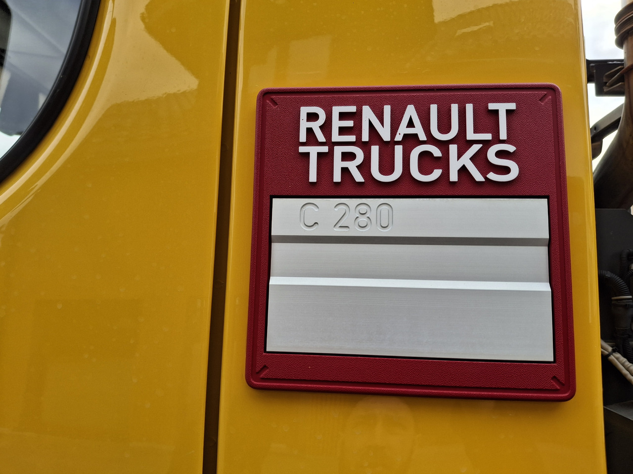 Cestovna čistilica RENAULT C280 SEMAT ZOELLER Zamiatarka Kehrmaschine Euro 6 PM Karcher L/R 2 Motoren 2018r Hochdruckreinigung: slika Cestovna čistilica RENAULT C280 SEMAT ZOELLER Zamiatarka Kehrmaschine Euro 6 PM Karcher L/R 2 Motoren 2018r Hochdruckreinigung