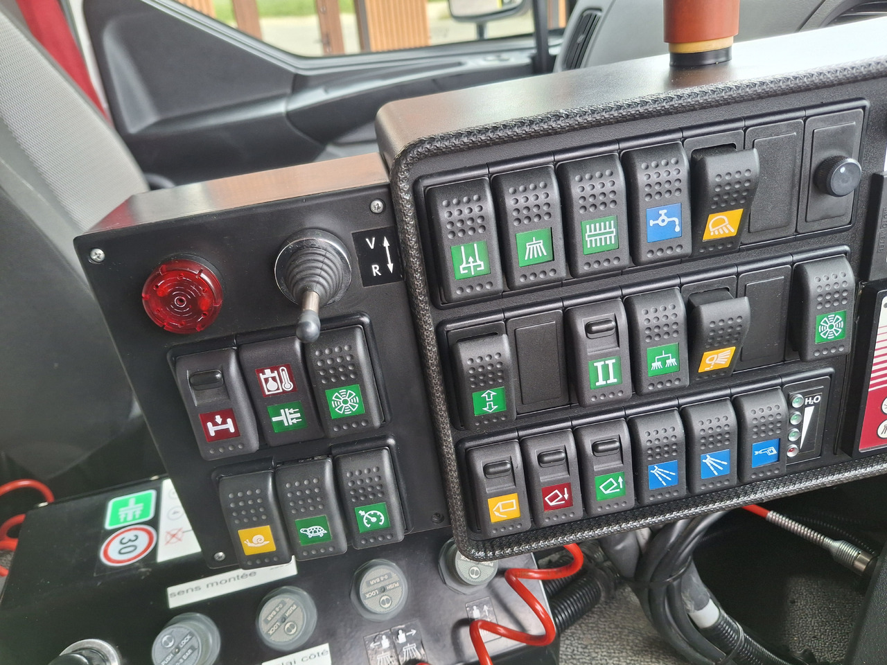 Zakup RENAULT D16 Zamiatarka Kehrmaschine SEMAT Zoeller FAUN Karcher Szczotki L/R Hydrostat Euro 6 PM10 Rura Do Liści RENAULT D16 Zamiatarka Kehrmaschine SEMAT Zoeller FAUN Karcher Szczotki L/R Hydrostat Euro 6 PM10 Rura Do Liści: slika Zakup RENAULT D16 Zamiatarka Kehrmaschine SEMAT Zoeller FAUN Karcher Szczotki L/R Hydrostat Euro 6 PM10 Rura Do Liści RENAULT D16 Zamiatarka Kehrmaschine SEMAT Zoeller FAUN Karcher Szczotki L/R Hydrostat Euro 6 PM10 Rura Do Liści