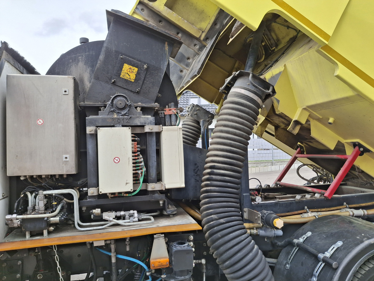 Zakup RENAULT D16 Zamiatarka Kehrmaschine SEMAT Zoeller FAUN Karcher Szczotki L/R Hydrostat Euro 6 PM10 Rura Do Liści RENAULT D16 Zamiatarka Kehrmaschine SEMAT Zoeller FAUN Karcher Szczotki L/R Hydrostat Euro 6 PM10 Rura Do Liści: slika Zakup RENAULT D16 Zamiatarka Kehrmaschine SEMAT Zoeller FAUN Karcher Szczotki L/R Hydrostat Euro 6 PM10 Rura Do Liści RENAULT D16 Zamiatarka Kehrmaschine SEMAT Zoeller FAUN Karcher Szczotki L/R Hydrostat Euro 6 PM10 Rura Do Liści