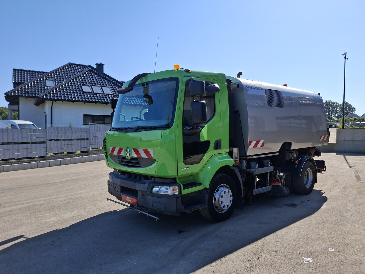 RENAULT Middlum 270 DXI Zamiatarka Kehrmaschine BUCHER Karcher L/R 2 Silniki 2 Motoren - Cestovna čistilica: slika RENAULT Middlum 270 DXI Zamiatarka Kehrmaschine BUCHER Karcher L/R 2 Silniki 2 Motoren - Cestovna čistilica RENAULT Middlum 270 DXI Zamiatarka Kehrmaschine BUCHER Karcher L/R 2 Silniki 2 Motoren - Cestovna čistilica: slika RENAULT Middlum 270 DXI Zamiatarka Kehrmaschine BUCHER Karcher L/R 2 Silniki 2 Motoren - Cestovna čistilica