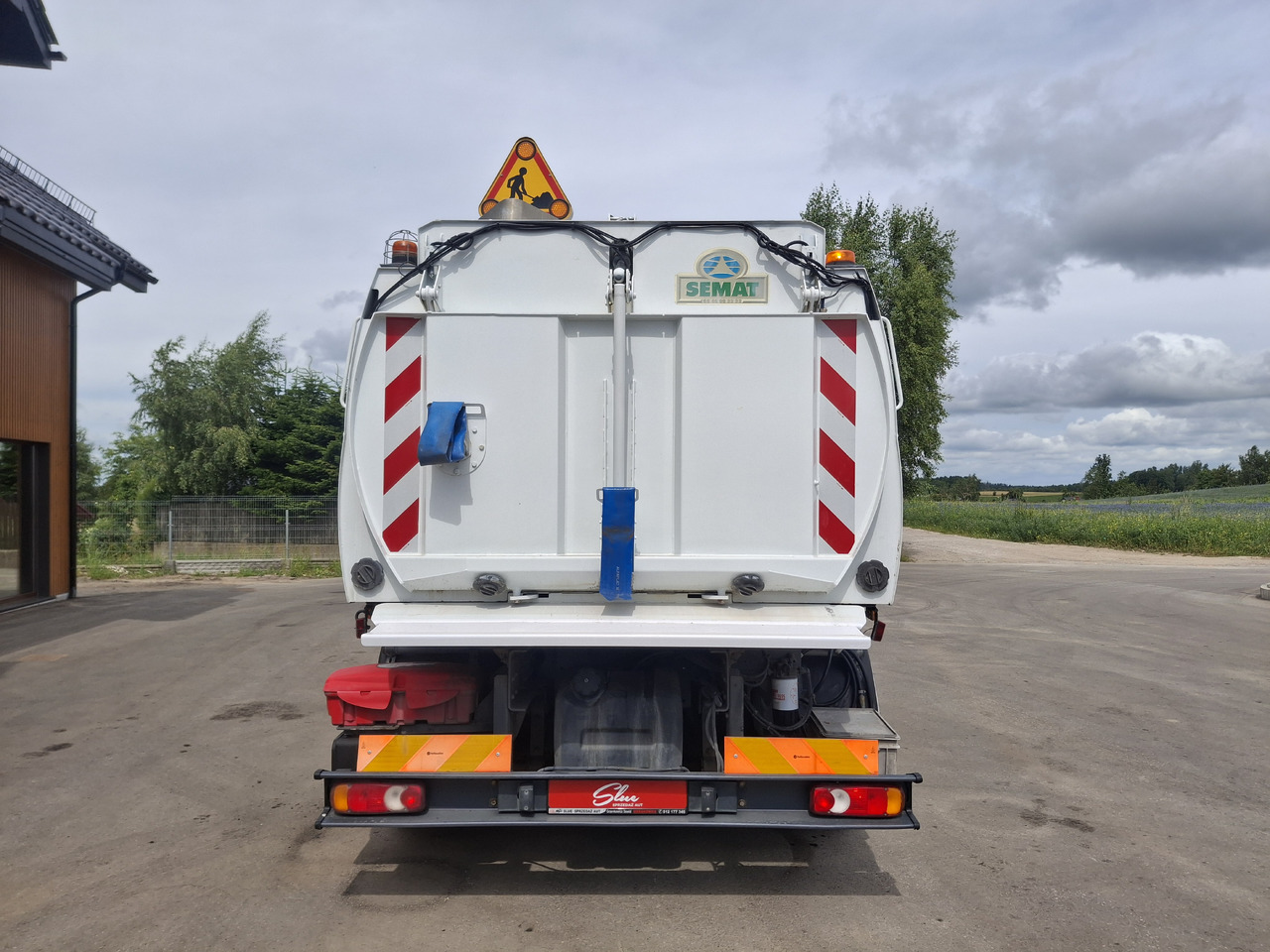 RENAULT Midlum 220 Zamiatarka Kehrmaschine Johnston L/R 2 Motoren 2 Silniki - Cestovna čistilica: slika RENAULT Midlum 220 Zamiatarka Kehrmaschine Johnston L/R 2 Motoren 2 Silniki - Cestovna čistilica RENAULT Midlum 220 Zamiatarka Kehrmaschine Johnston L/R 2 Motoren 2 Silniki - Cestovna čistilica: slika RENAULT Midlum 220 Zamiatarka Kehrmaschine Johnston L/R 2 Motoren 2 Silniki - Cestovna čistilica