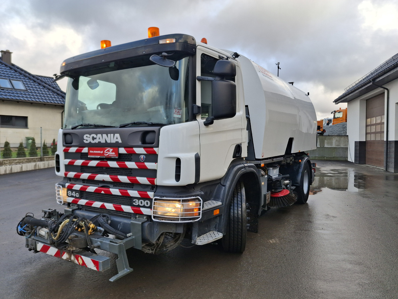 SCANIA 94G Zamiatarka Kehrmaschine BUCHER L/R Frontbürste 2 Motoren Odchwaszczarka Przednia Szczotka - Cestovna čistilica: slika SCANIA 94G Zamiatarka Kehrmaschine BUCHER L/R Frontbürste 2 Motoren Odchwaszczarka Przednia Szczotka - Cestovna čistilica SCANIA 94G Zamiatarka Kehrmaschine BUCHER L/R Frontbürste 2 Motoren Odchwaszczarka Przednia Szczotka - Cestovna čistilica: slika SCANIA 94G Zamiatarka Kehrmaschine BUCHER L/R Frontbürste 2 Motoren Odchwaszczarka Przednia Szczotka - Cestovna čistilica