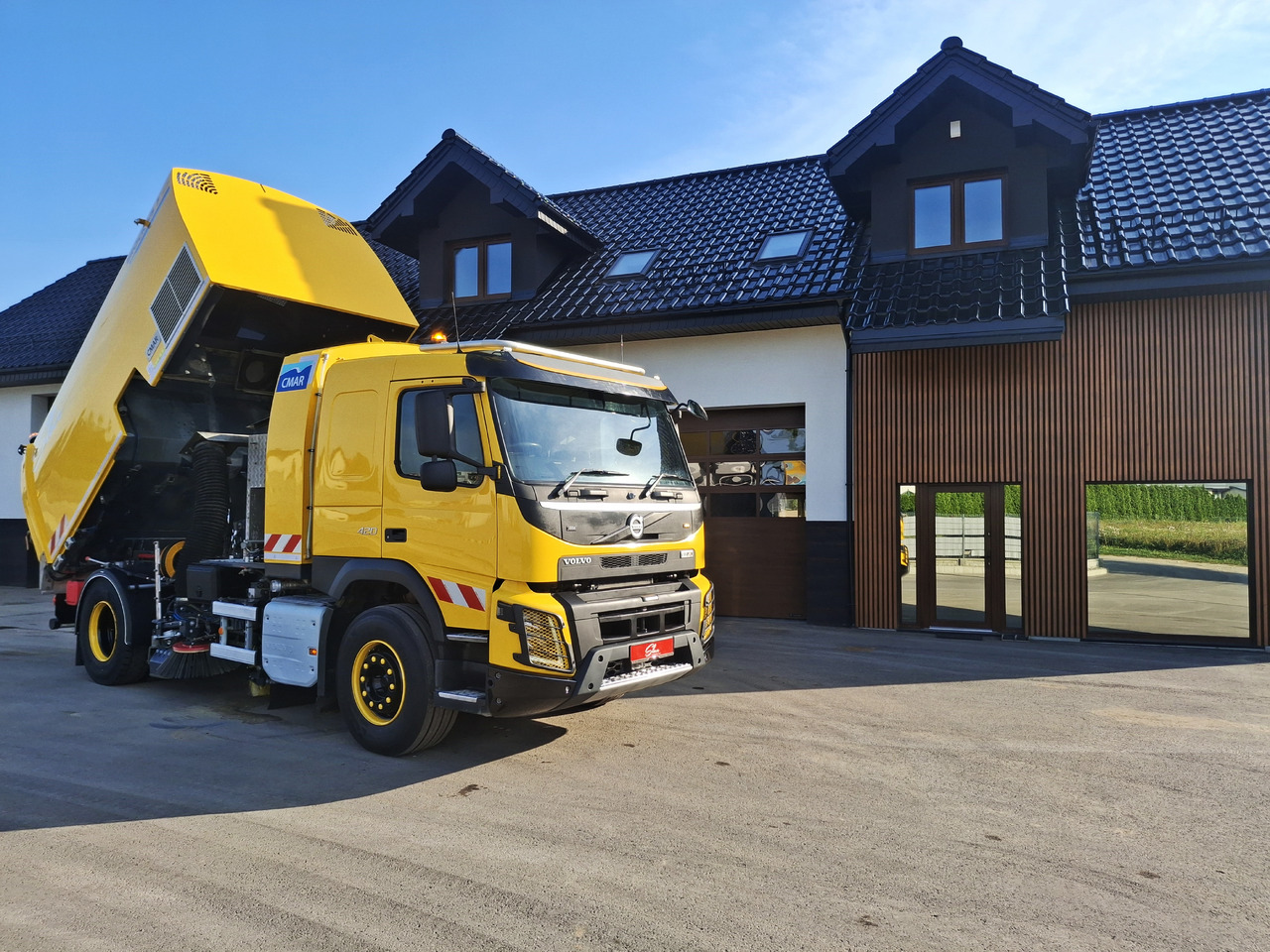 Cestovna čistilica VOLVO FMX 420 Zamiatarka Kehrmaschine Euro 6 PM2.5 BROCK VS 7 TECH Karcher L/R 2145 Mth 2021r: slika Cestovna čistilica VOLVO FMX 420 Zamiatarka Kehrmaschine Euro 6 PM2.5 BROCK VS 7 TECH Karcher L/R 2145 Mth 2021r