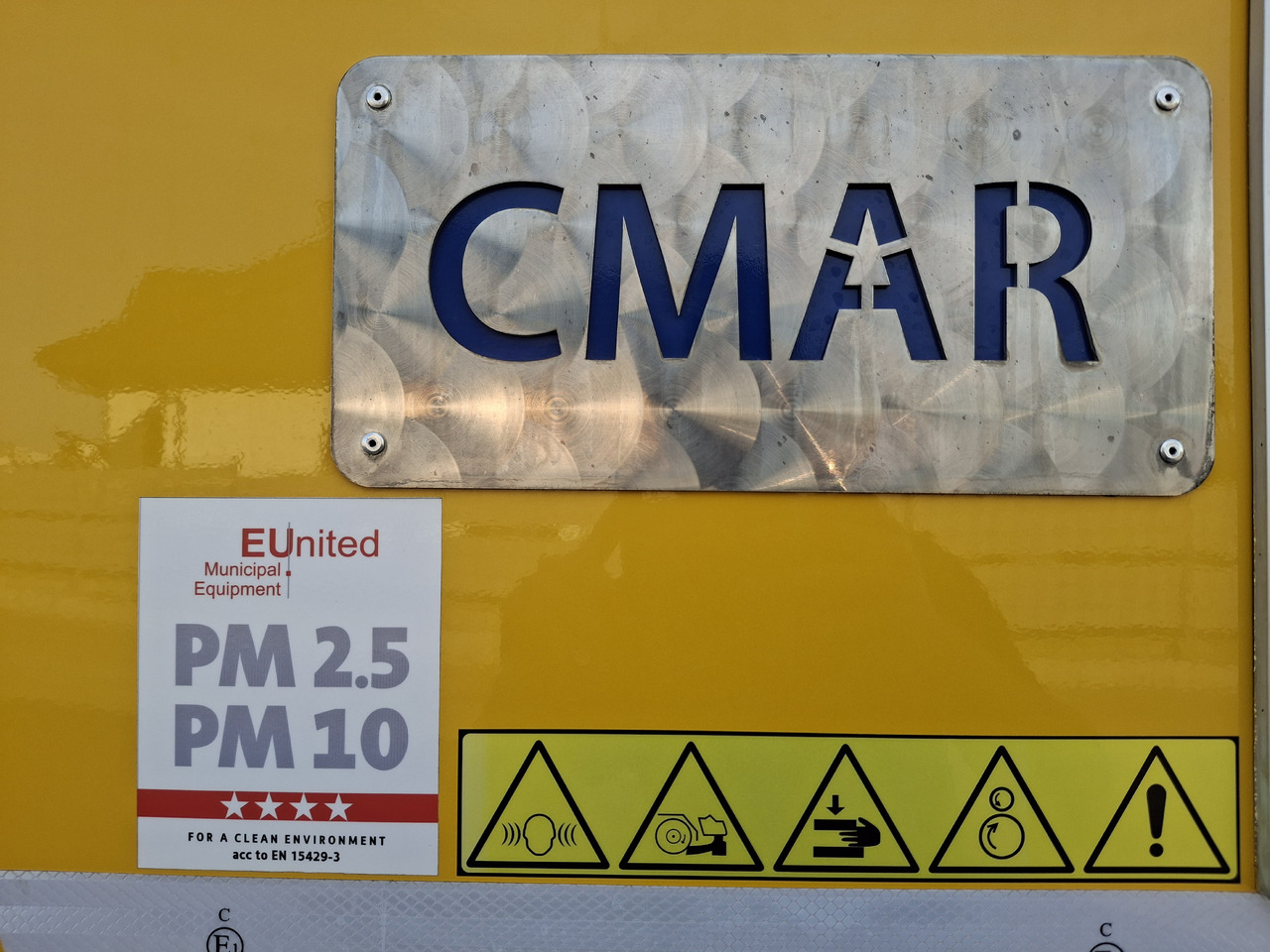 Cestovna čistilica VOLVO FMX 420 Zamiatarka Kehrmaschine Euro 6 PM2.5 BROCK VS 7 TECH Karcher L/R 2145 Mth 2021r: slika Cestovna čistilica VOLVO FMX 420 Zamiatarka Kehrmaschine Euro 6 PM2.5 BROCK VS 7 TECH Karcher L/R 2145 Mth 2021r