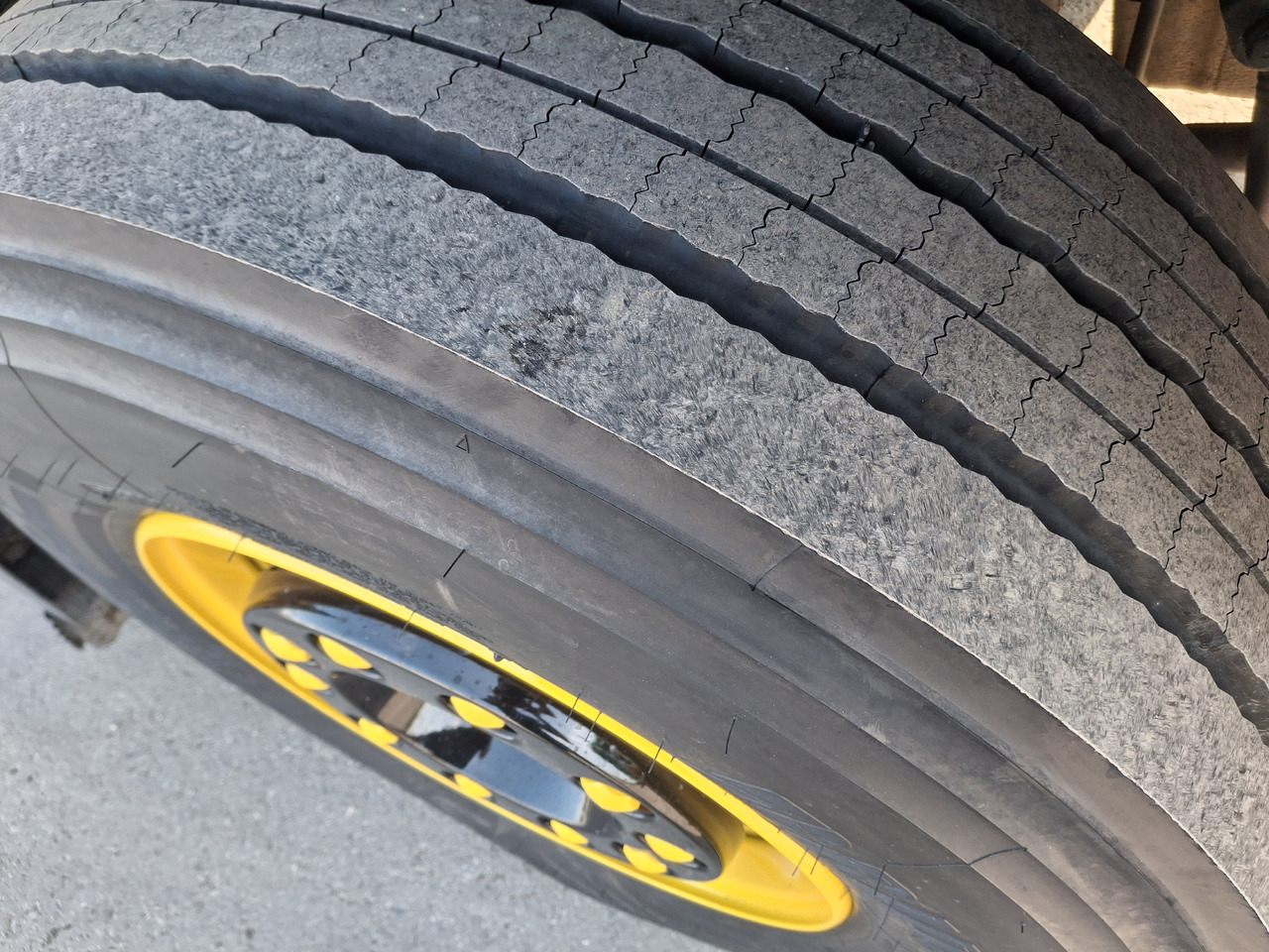 Cestovna čistilica VOLVO FMX 420 Zamiatarka Kehrmaschine Euro 6 PM2.5 BROCK VS 7 TECH Karcher L/R 2145 Mth 2021r: slika Cestovna čistilica VOLVO FMX 420 Zamiatarka Kehrmaschine Euro 6 PM2.5 BROCK VS 7 TECH Karcher L/R 2145 Mth 2021r