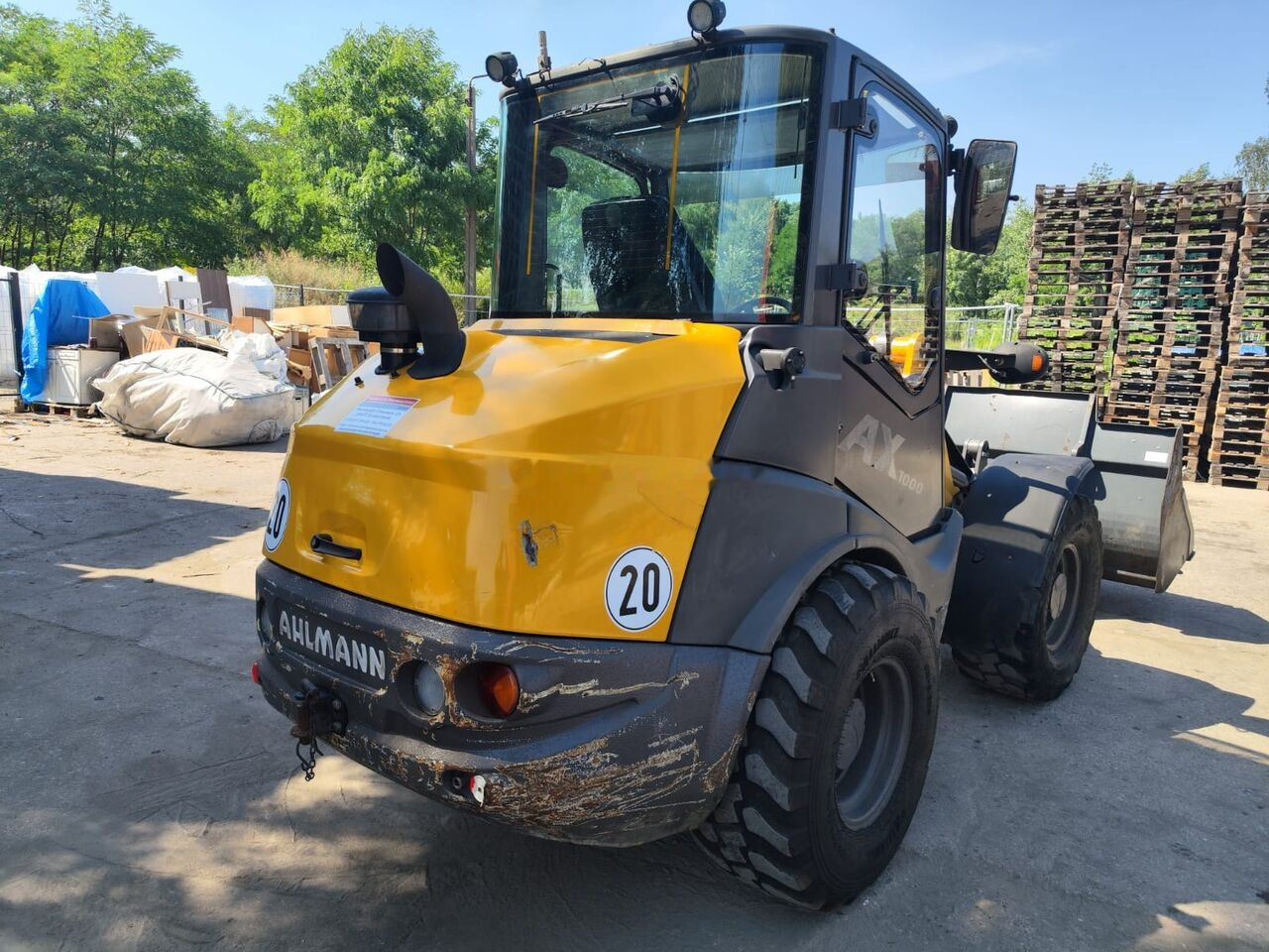 Mecalac AX 1000 - Utovarivač na kotačima: slika Mecalac AX 1000 - Utovarivač na kotačima Mecalac AX 1000 - Utovarivač na kotačima: slika Mecalac AX 1000 - Utovarivač na kotačima