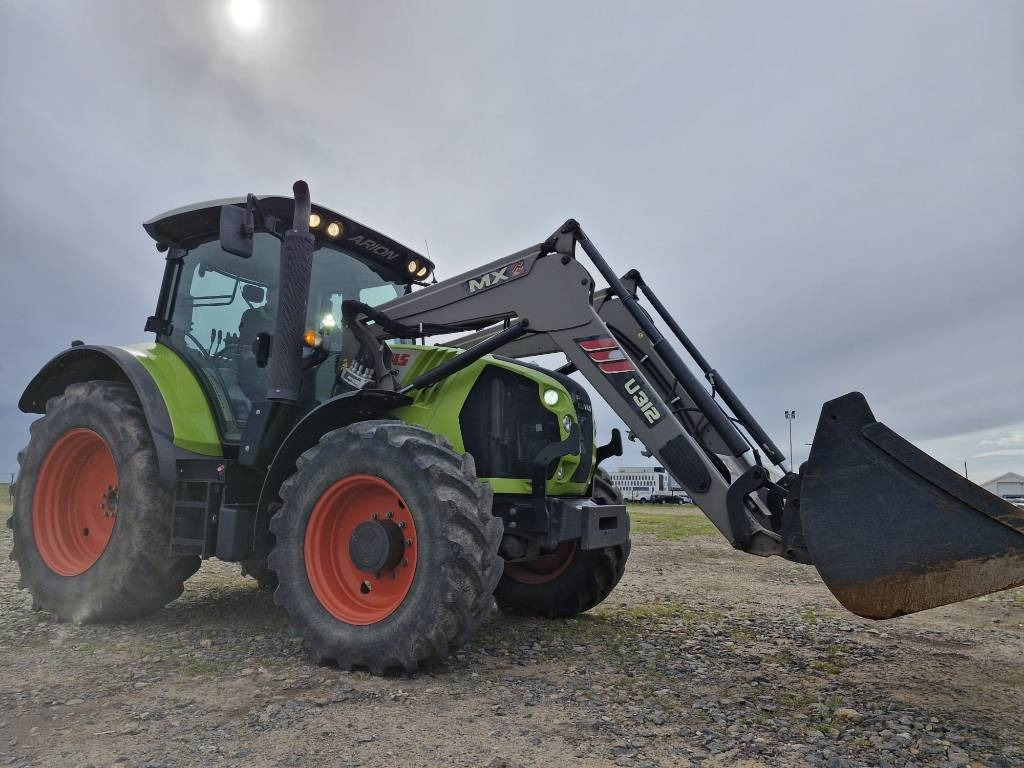 Claas Claas Arion 530 - Traktor: slika Claas Claas Arion 530 - Traktor Claas Claas Arion 530 - Traktor: slika Claas Claas Arion 530 - Traktor