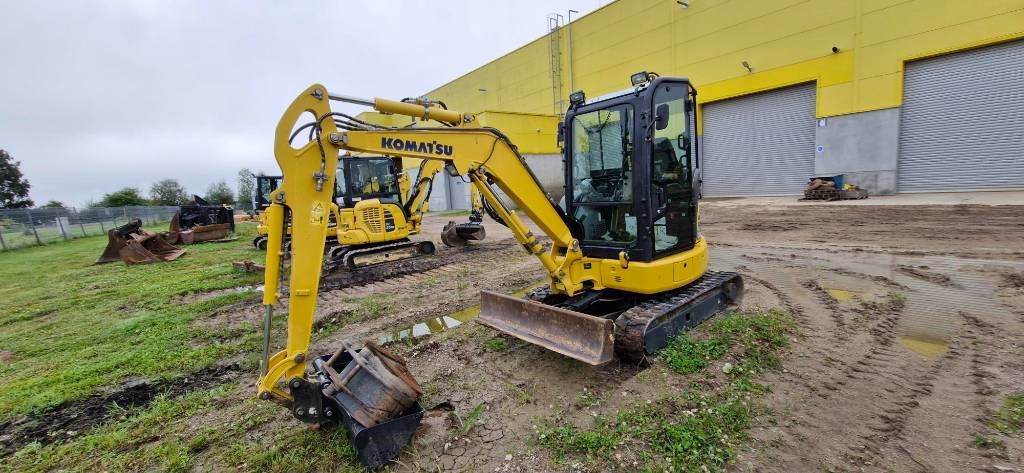 Komatsu PC 30 MR-5 - Mini bager: slika Komatsu PC 30 MR-5 - Mini bager Komatsu PC 30 MR-5 - Mini bager: slika Komatsu PC 30 MR-5 - Mini bager