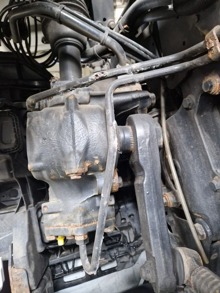 Letva volana za Kamion MAN TGS TGX Lenkgetriebe ZF Lenkung Steering: slika Letva volana za Kamion MAN TGS TGX Lenkgetriebe ZF Lenkung Steering