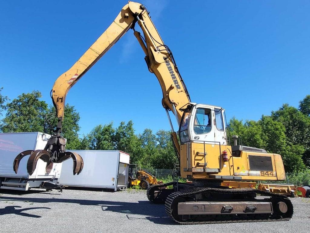 Liebherr R944C EW LITRONIC - Bager gusjeničar: slika Liebherr R944C EW LITRONIC - Bager gusjeničar Liebherr R944C EW LITRONIC - Bager gusjeničar: slika Liebherr R944C EW LITRONIC - Bager gusjeničar
