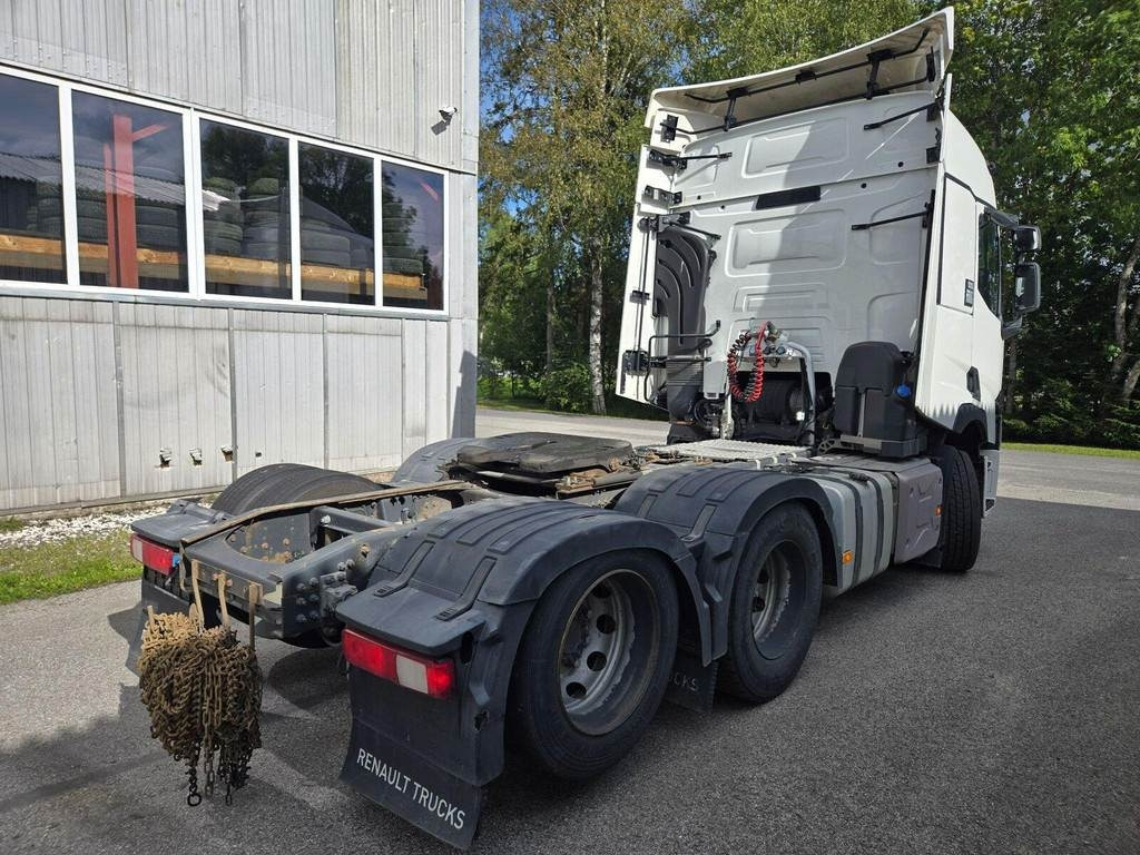 Renault T520 6X2 - Tegljač: slika Renault T520 6X2 - Tegljač Renault T520 6X2 - Tegljač: slika Renault T520 6X2 - Tegljač