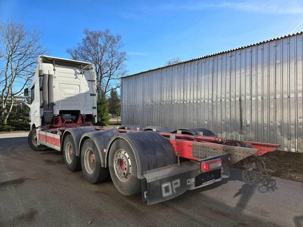 Volvo FH540 8X4 CHASSY - Kamion-šasija: slika Volvo FH540 8X4 CHASSY - Kamion-šasija Volvo FH540 8X4 CHASSY - Kamion-šasija: slika Volvo FH540 8X4 CHASSY - Kamion-šasija