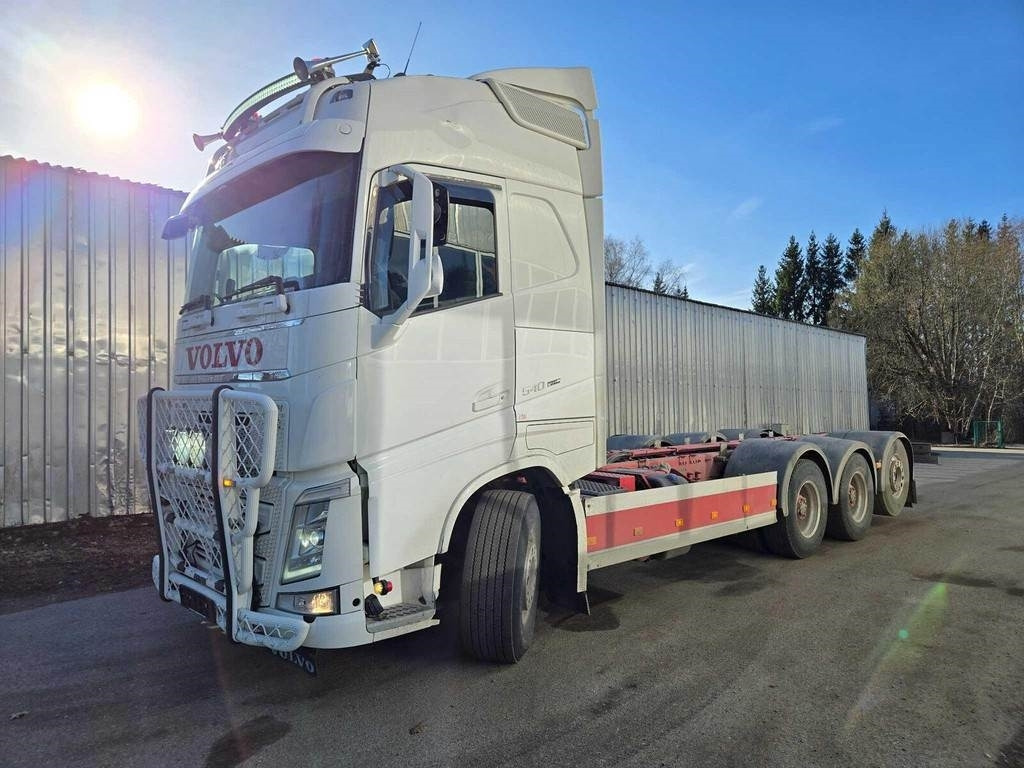 Volvo FH540 8X4 CHASSY - Kamion-šasija: slika Volvo FH540 8X4 CHASSY - Kamion-šasija Volvo FH540 8X4 CHASSY - Kamion-šasija: slika Volvo FH540 8X4 CHASSY - Kamion-šasija