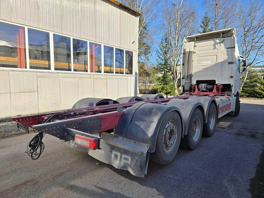 Volvo FH540 8X4 CHASSY - Kamion-šasija: slika Volvo FH540 8X4 CHASSY - Kamion-šasija Volvo FH540 8X4 CHASSY - Kamion-šasija: slika Volvo FH540 8X4 CHASSY - Kamion-šasija