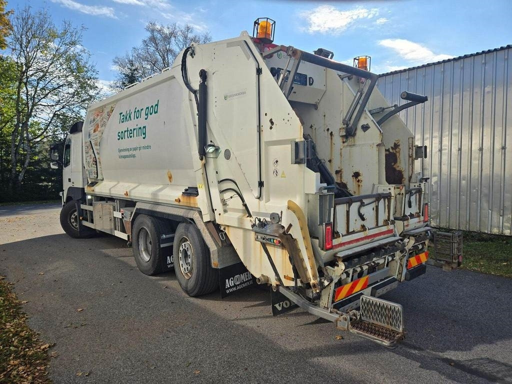 Volvo FM410 6X2 2-CHAMBERS EURO6 - Kamion za odvoz smeća: slika Volvo FM410 6X2 2-CHAMBERS EURO6 - Kamion za odvoz smeća Volvo FM410 6X2 2-CHAMBERS EURO6 - Kamion za odvoz smeća: slika Volvo FM410 6X2 2-CHAMBERS EURO6 - Kamion za odvoz smeća