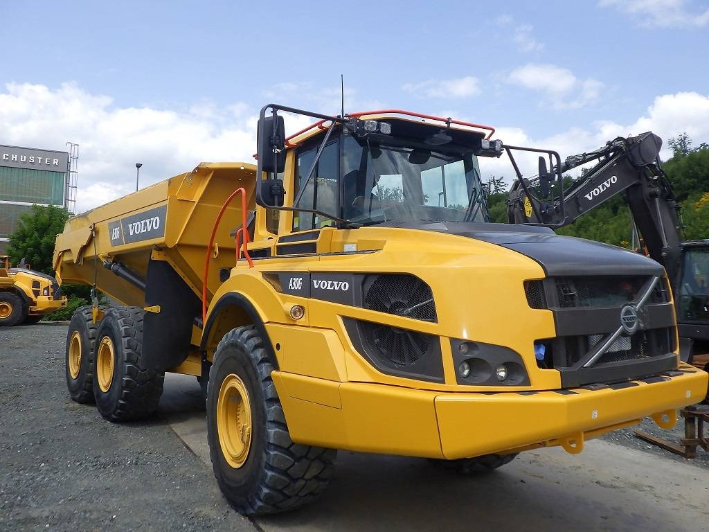 Volvo A 30 G - Zglobni istovarivač: slika Volvo A 30 G - Zglobni istovarivač Volvo A 30 G - Zglobni istovarivač: slika Volvo A 30 G - Zglobni istovarivač