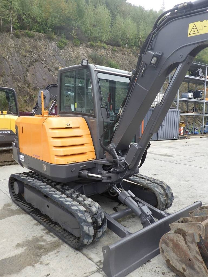 Volvo EC 55 C - Mini bager: slika Volvo EC 55 C - Mini bager Volvo EC 55 C - Mini bager: slika Volvo EC 55 C - Mini bager