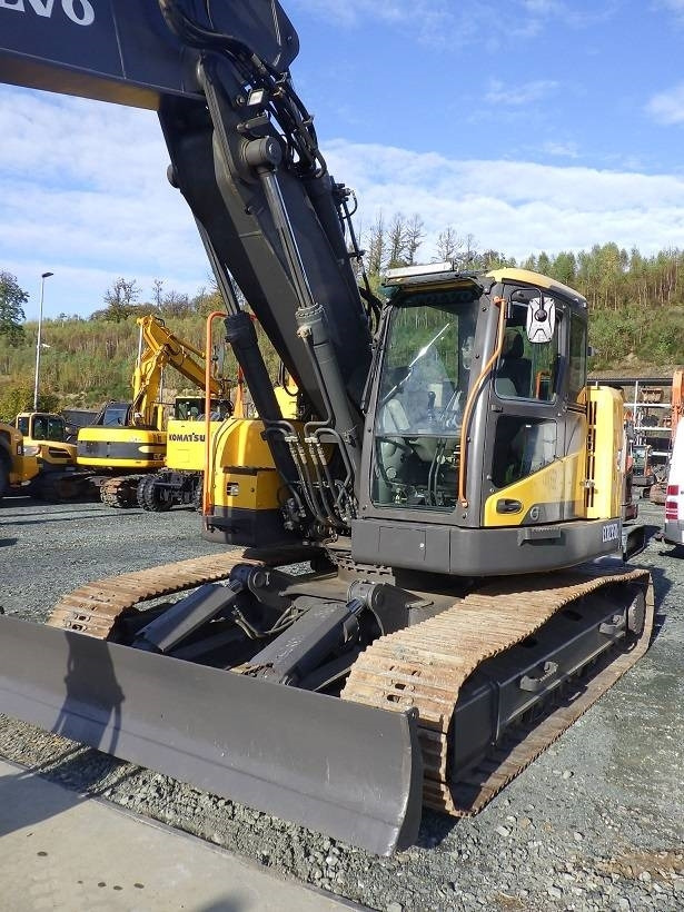 Volvo ECR 235 D - Bager gusjeničar: slika Volvo ECR 235 D - Bager gusjeničar Volvo ECR 235 D - Bager gusjeničar: slika Volvo ECR 235 D - Bager gusjeničar