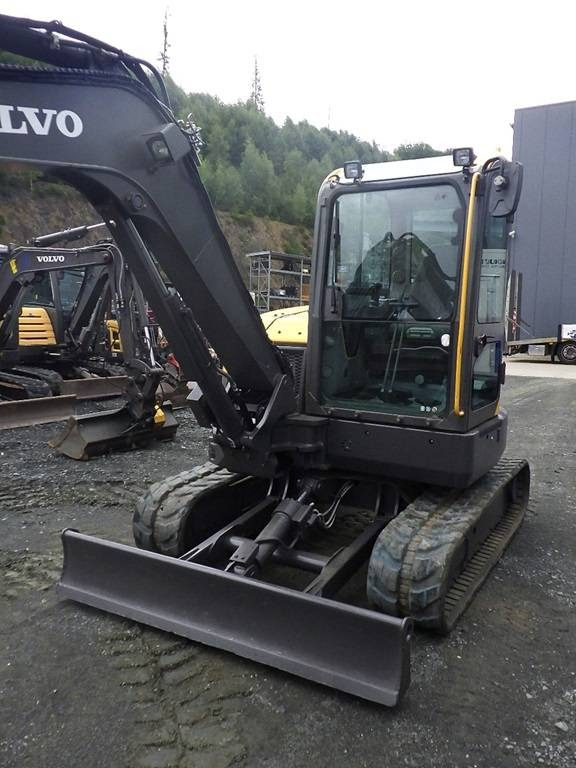 Volvo ECR 58 D mit Tiltrotator Steelwrist - Mini bager: slika Volvo ECR 58 D mit Tiltrotator Steelwrist - Mini bager Volvo ECR 58 D mit Tiltrotator Steelwrist - Mini bager: slika Volvo ECR 58 D mit Tiltrotator Steelwrist - Mini bager