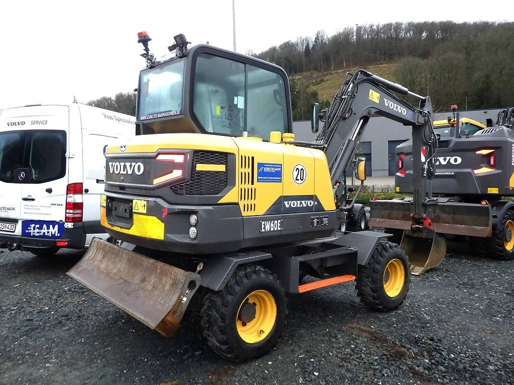Volvo EW 60 E - Bager na kotačima: slika Volvo EW 60 E - Bager na kotačima Volvo EW 60 E - Bager na kotačima: slika Volvo EW 60 E - Bager na kotačima