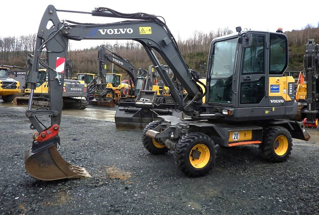 Volvo EW 60 E - Bager na kotačima: slika Volvo EW 60 E - Bager na kotačima Volvo EW 60 E - Bager na kotačima: slika Volvo EW 60 E - Bager na kotačima