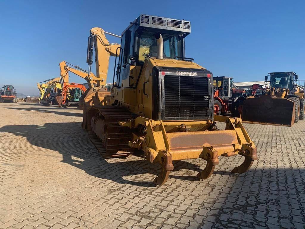 CAT 973 D - Utovarivač gusjeničar: slika CAT 973 D - Utovarivač gusjeničar CAT 973 D - Utovarivač gusjeničar: slika CAT 973 D - Utovarivač gusjeničar