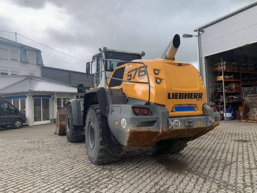 Liebherr L576 X Power - Utovarivač na kotačima: slika Liebherr L576 X Power - Utovarivač na kotačima Liebherr L576 X Power - Utovarivač na kotačima: slika Liebherr L576 X Power - Utovarivač na kotačima