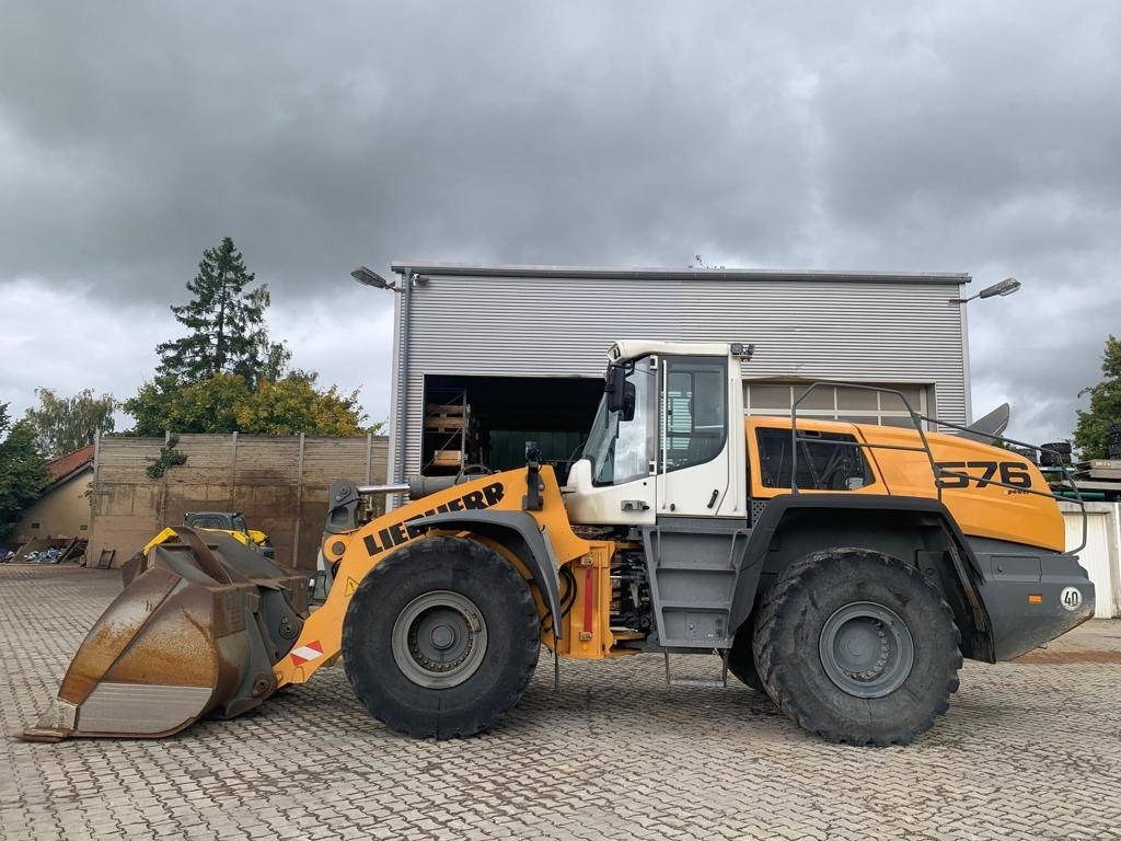 Liebherr L576 X Power - Utovarivač na kotačima: slika Liebherr L576 X Power - Utovarivač na kotačima Liebherr L576 X Power - Utovarivač na kotačima: slika Liebherr L576 X Power - Utovarivač na kotačima