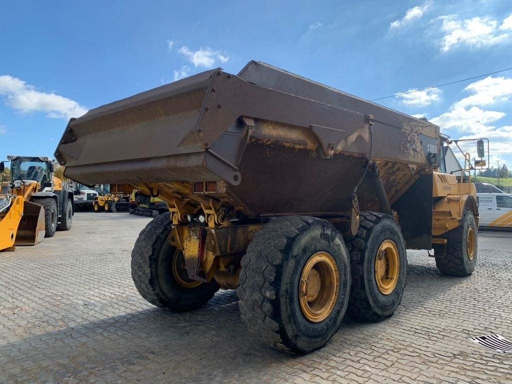 Volvo A 30 D - Zglobni istovarivač: slika Volvo A 30 D - Zglobni istovarivač Volvo A 30 D - Zglobni istovarivač: slika Volvo A 30 D - Zglobni istovarivač