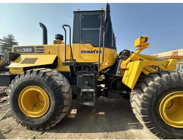 Utovarivač na kotačima 2020 Komatsu WA380: slika Utovarivač na kotačima 2020 Komatsu WA380