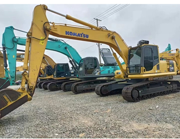 2021 Komatsu PC240-8 - Bager gusjeničar: slika 2021 Komatsu PC240-8 - Bager gusjeničar 2021 Komatsu PC240-8 - Bager gusjeničar: slika 2021 Komatsu PC240-8 - Bager gusjeničar