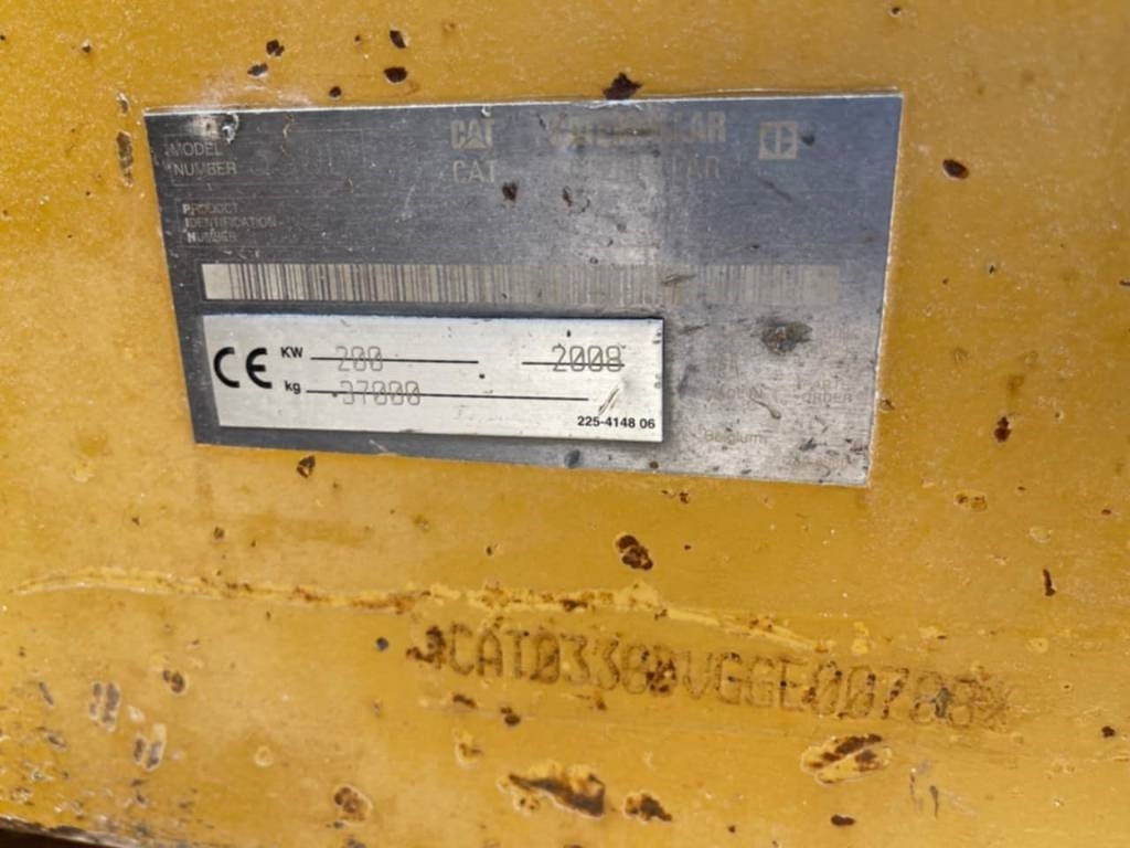 Bager gusjeničar CAT 330 D LN: slika Bager gusjeničar CAT 330 D LN Bager gusjeničar CAT 330 D LN: slika Bager gusjeničar CAT 330 D LN