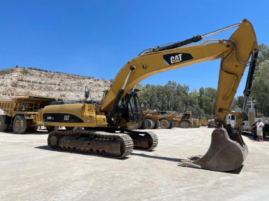 Bager gusjeničar CAT 330 D LN: slika Bager gusjeničar CAT 330 D LN Bager gusjeničar CAT 330 D LN: slika Bager gusjeničar CAT 330 D LN